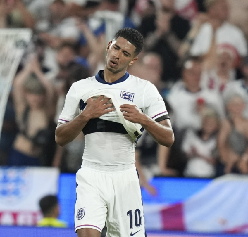 充满紧张气 充满紧张气